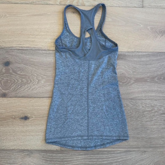 Lululemon Cool Racerback Exhale Tank Top Gray Mesh Cut Out size 4 EUC - Picture 2 of 7